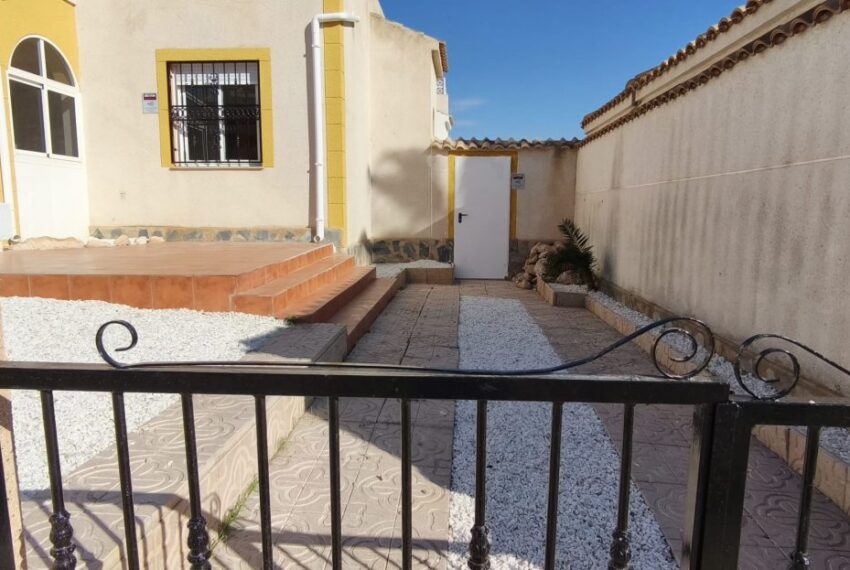 FOTO-4-PUERTA-ACCESO-VEHICULOS-1110x623